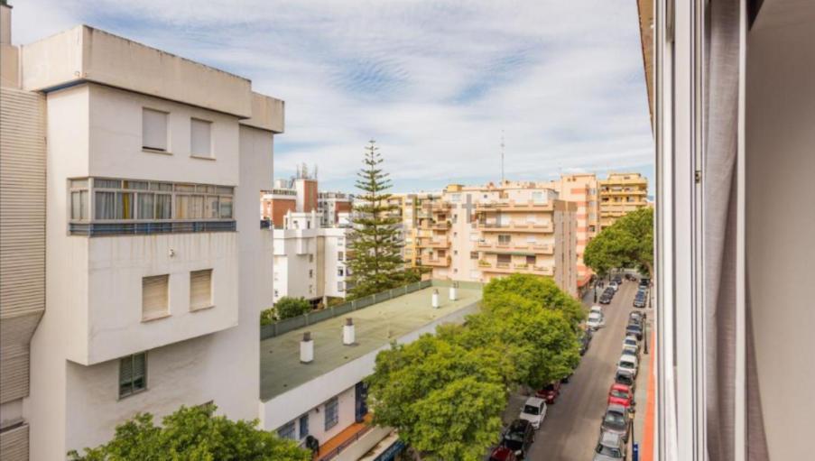 Stylish 3 Bedroom Penthouse In Marbella Centre With Large Pool Close To The Beach Zewnętrze zdjęcie