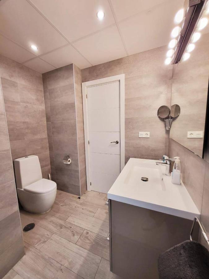 Stylish 3 Bedroom Penthouse In Marbella Centre With Large Pool Close To The Beach Zewnętrze zdjęcie